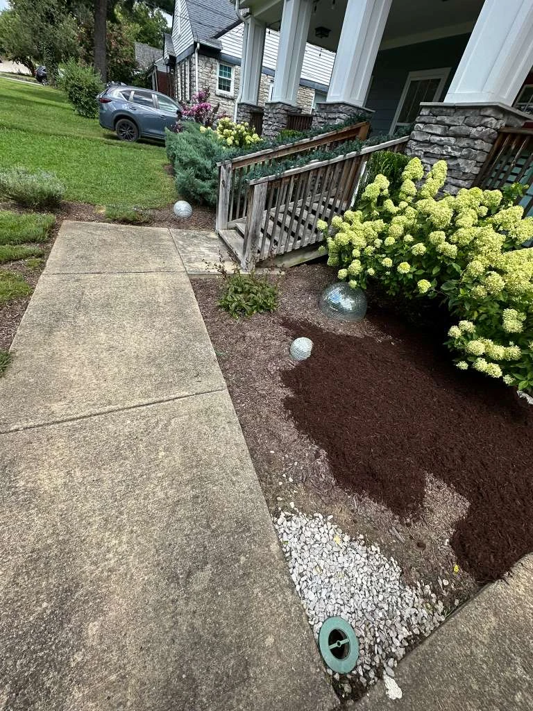 Trabajo de TYM Landscaping 18